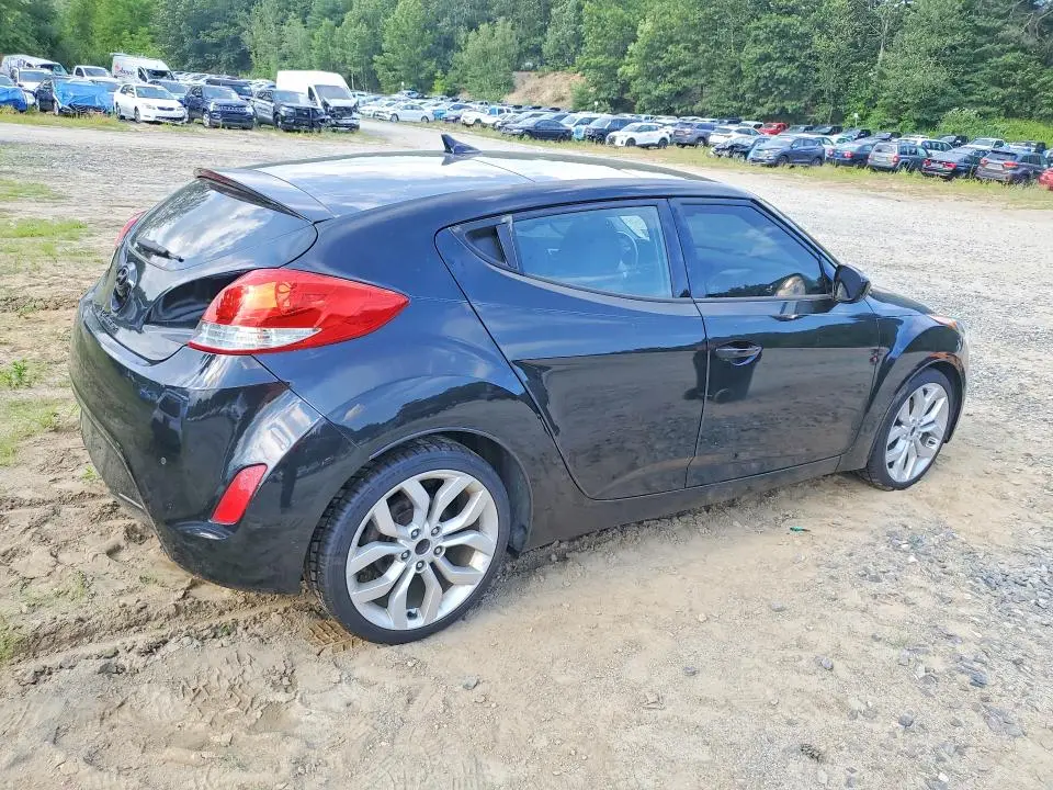 2015 HYUNDAI VELOSTER BASE  