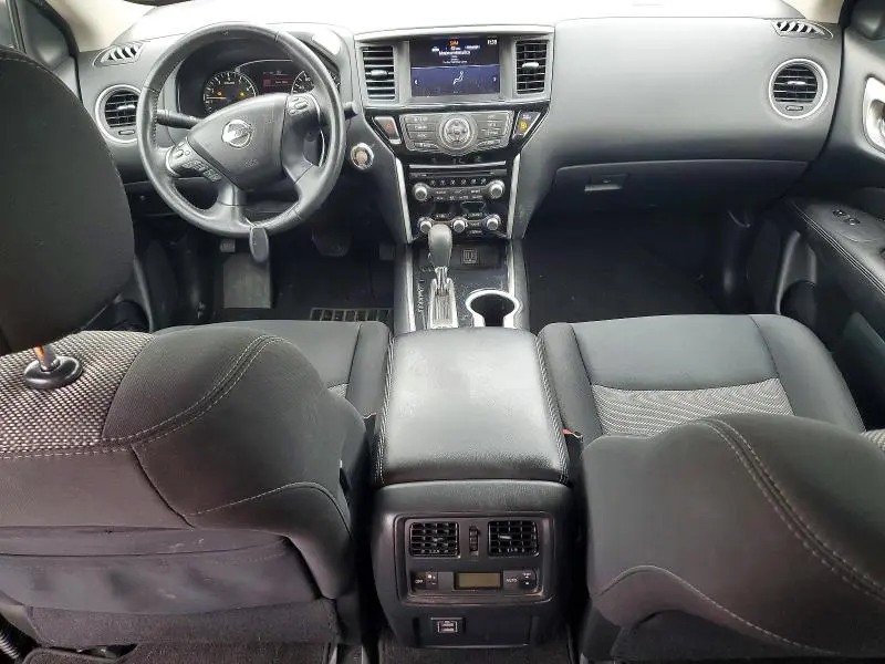 2018 NISSAN PATHFINDER SV  