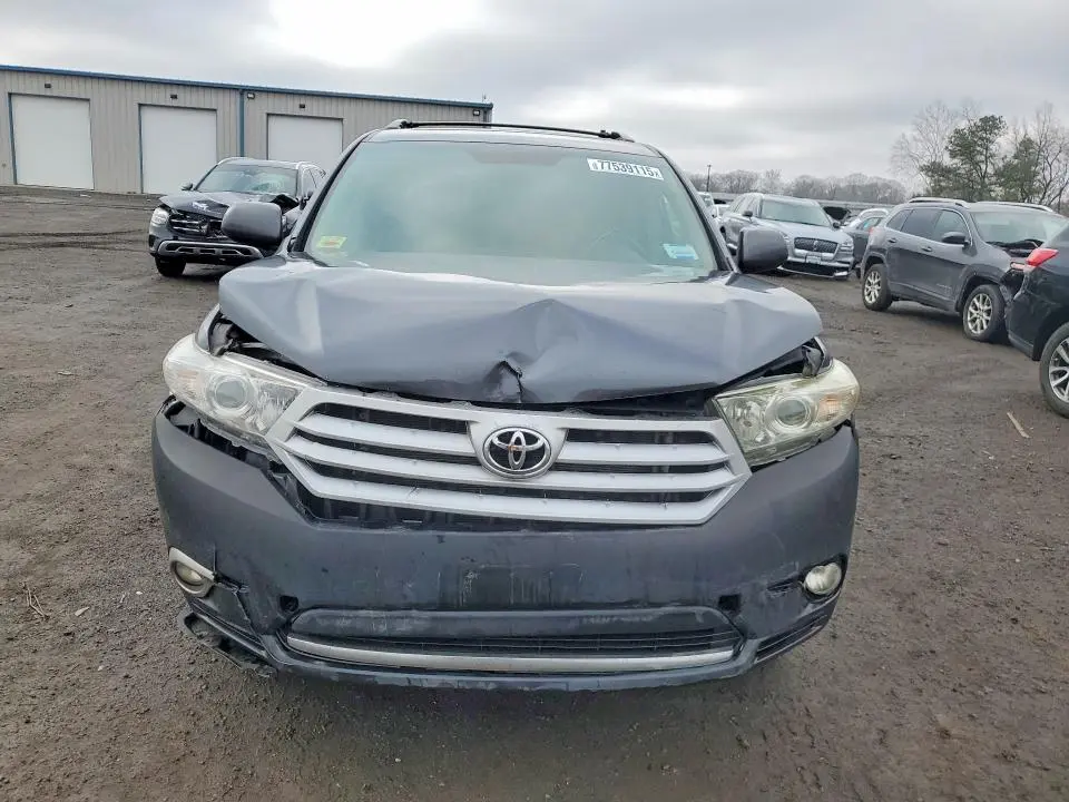 2012 TOYOTA HIGHLANDER   