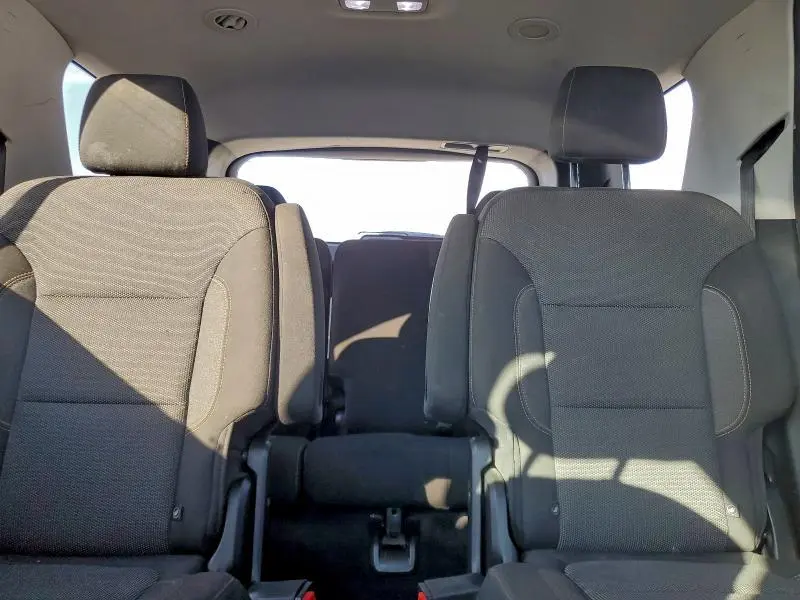 2020 CHEVROLET TRAVERSE LT  