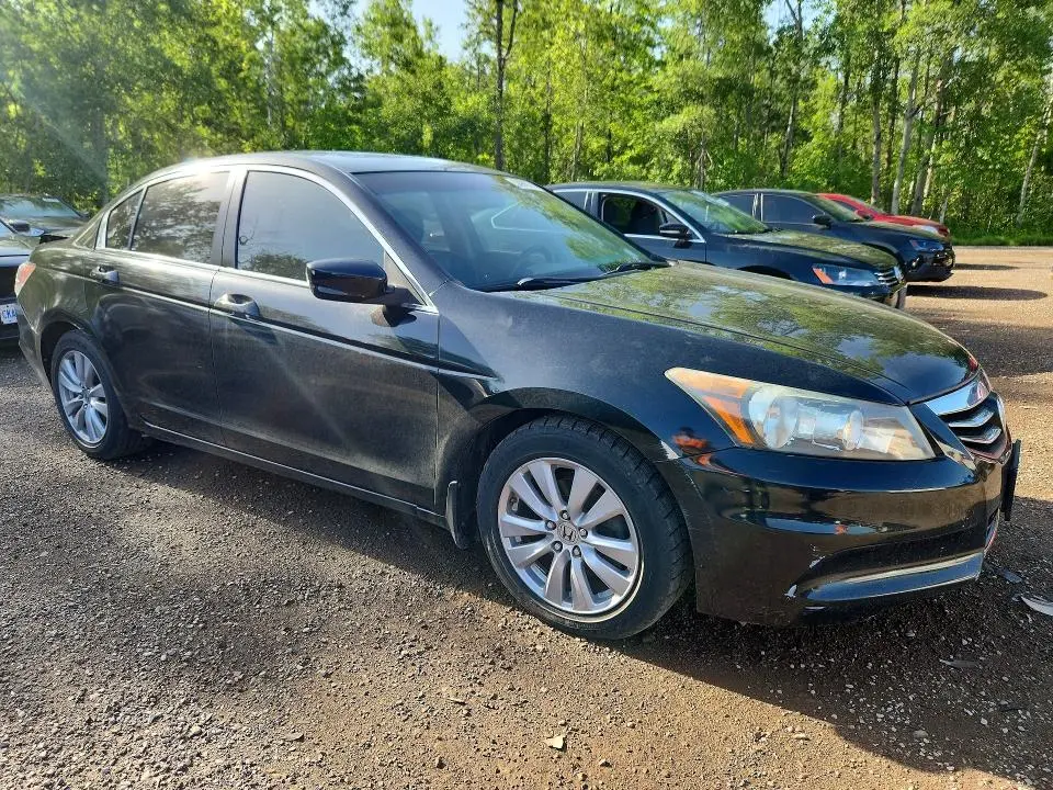 2011 HONDA ACCORD EX  