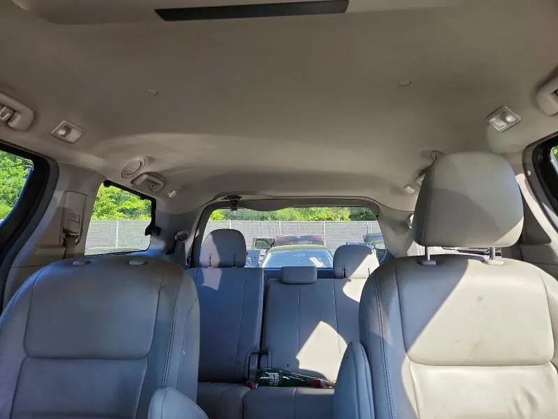 2015 TOYOTA SIENNA XLE PREMIUM 7-PASSENGER  