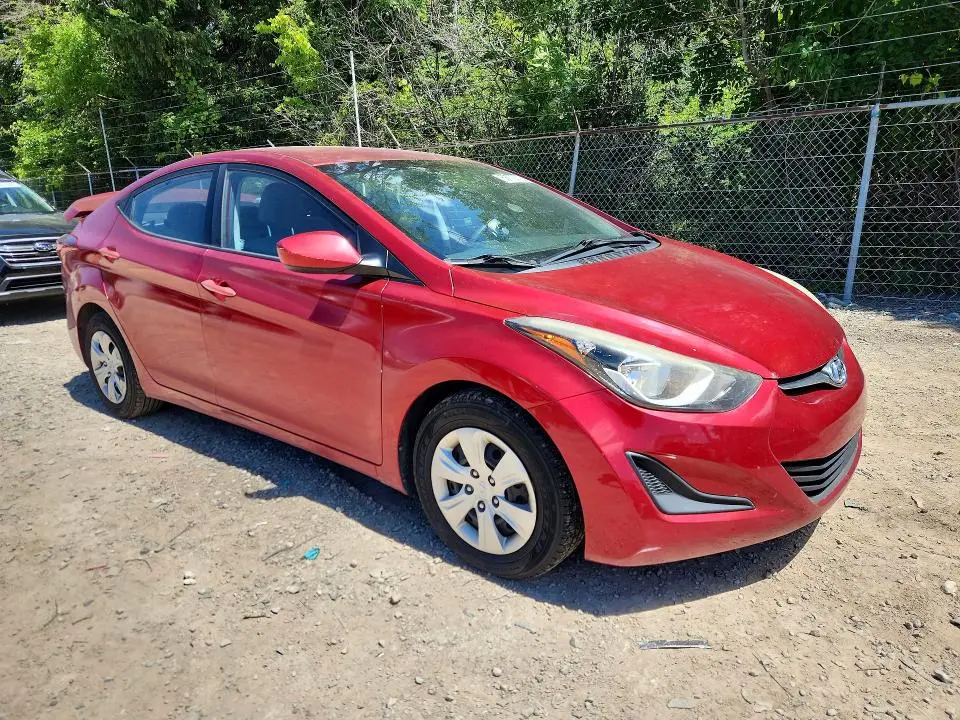 2016 HYUNDAI ELANTRA SE  