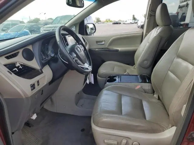 2015 TOYOTA SIENNA XLE  