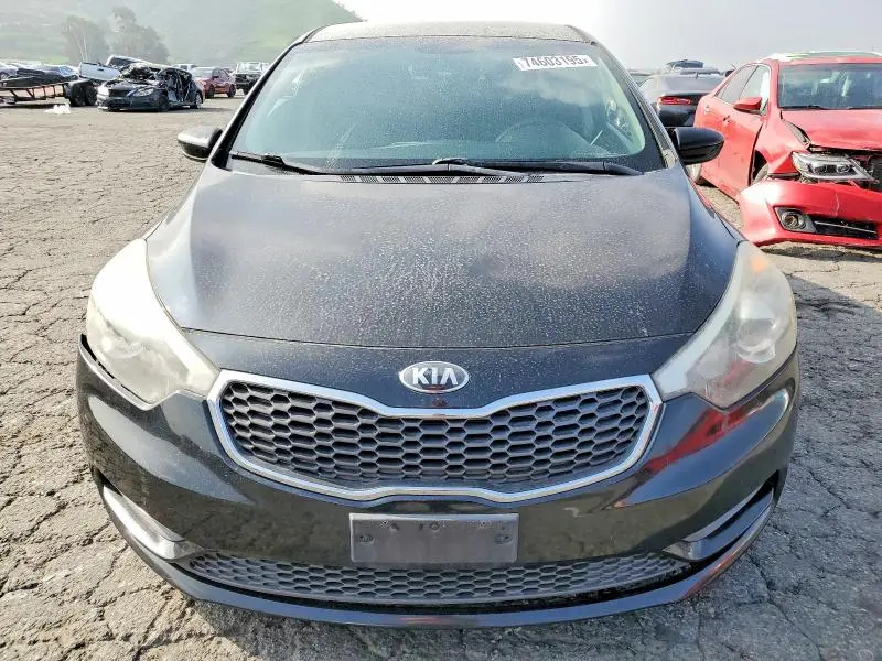 2016 KIA FORTE LX  