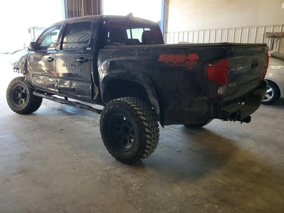 2019 TOYOTA TACOMA SR5 V6  