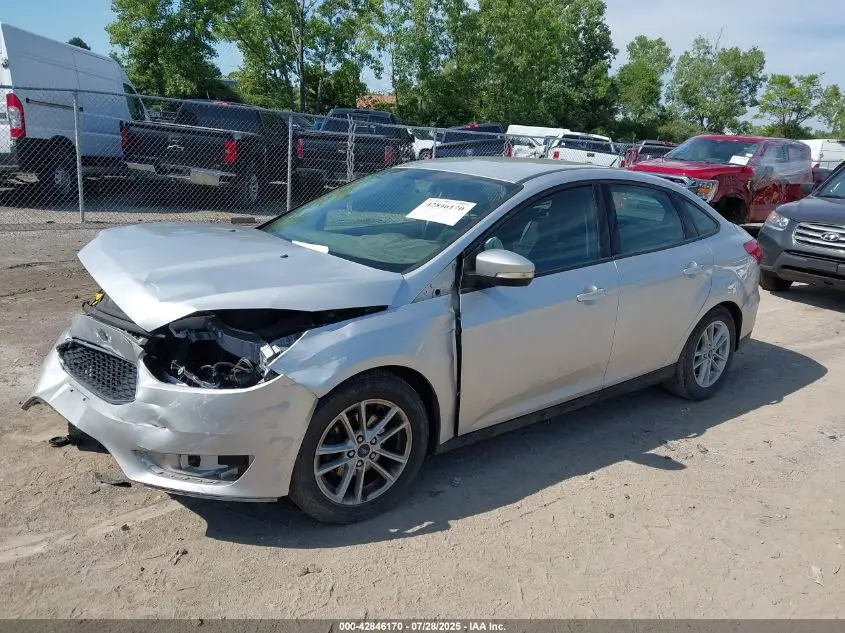2015 FORD FOCUS SE
