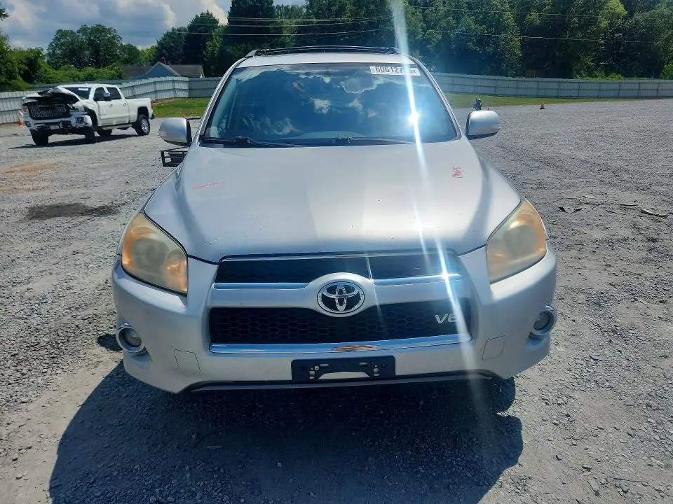 2010 TOYOTA RAV4 LIMITED  