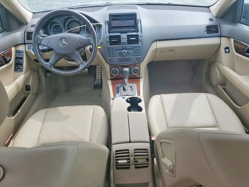 2010 MERCEDES-BENZ C300   