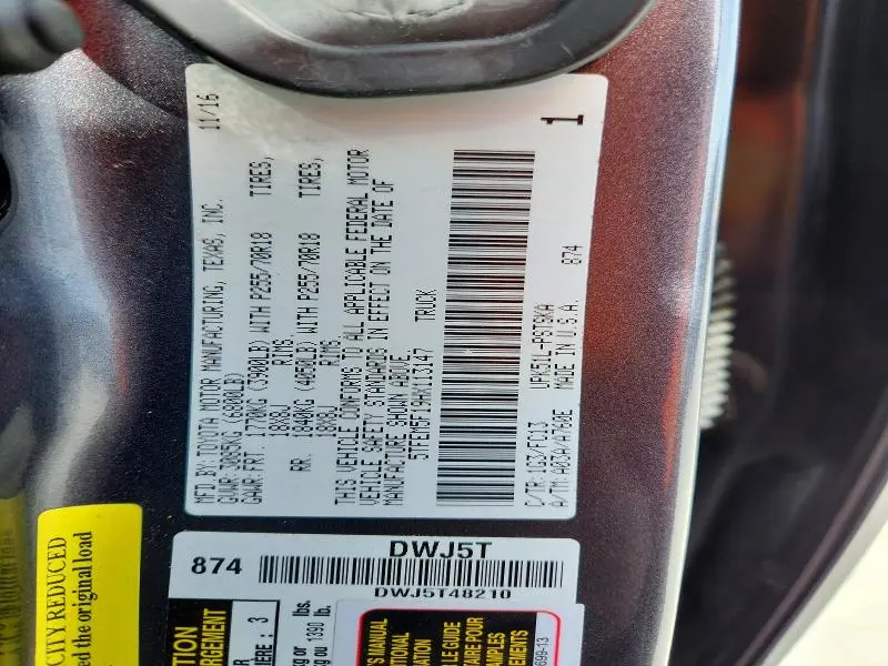 2017 TOYOTA TUNDRA SR5  