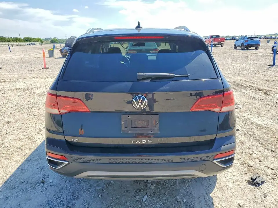 2022 VOLKSWAGEN TAOS SE  
