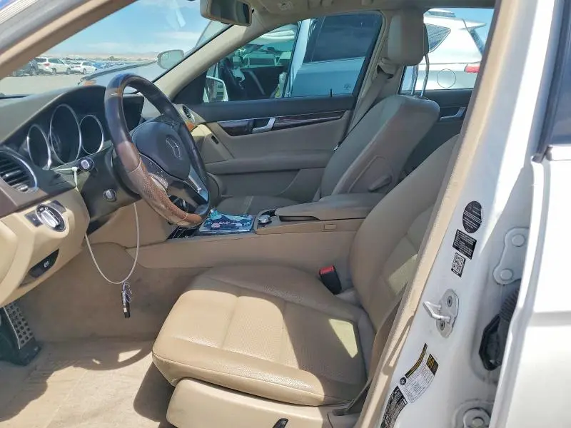 2014 MERCEDES-BENZ C 250  