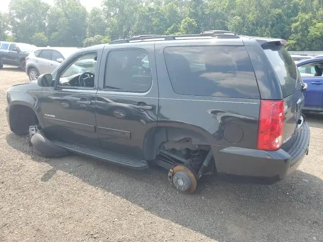 2013 GMC YUKON SLE  