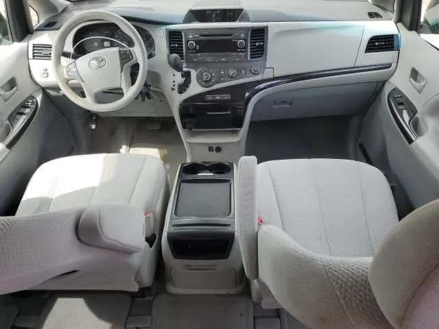 2011 TOYOTA SIENNA LE  