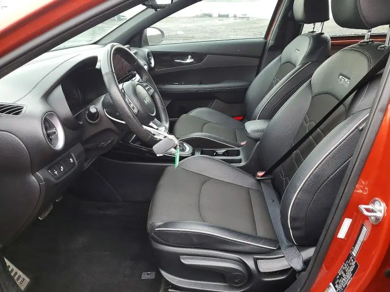 2023 KIA FORTE GT LINE  