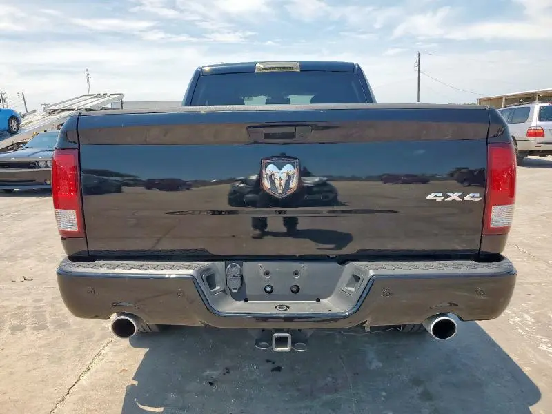 2013 RAM 1500 ST  