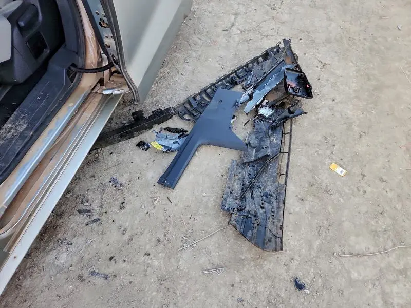 2024 TOYOTA SIENNA LE 8-PASSENGER  