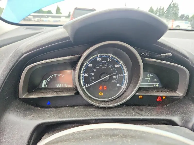 2019 TOYOTA YARIS L  