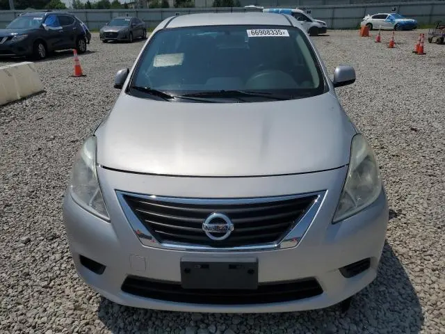2013 NISSAN VERSA S  