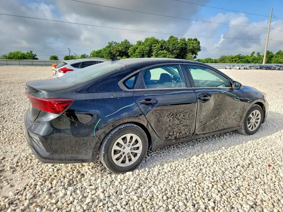 2021 KIA FORTE FE  