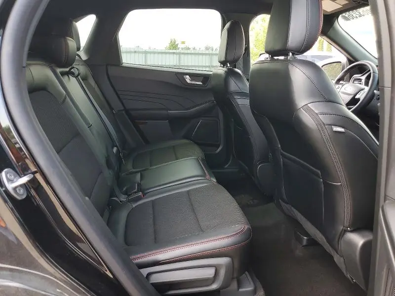 2025 FORD ESCAPE ST LINE  
