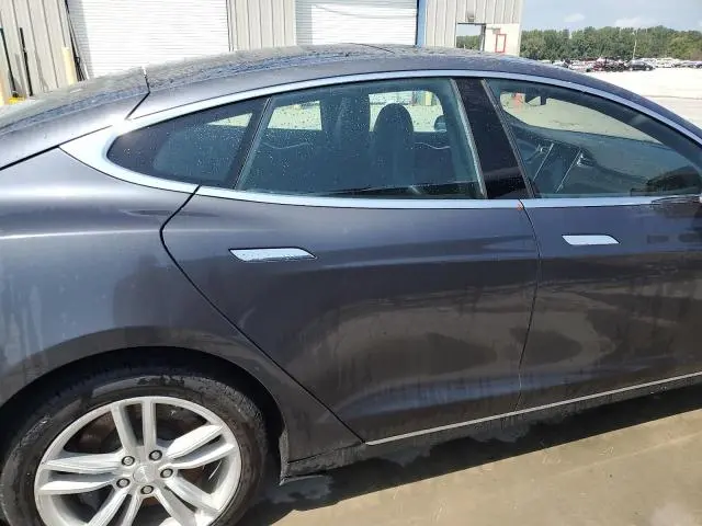 2015 TESLA MODEL S 70D  