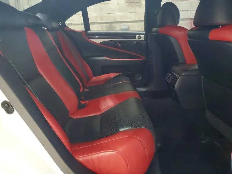 2015 LEXUS LS 460  