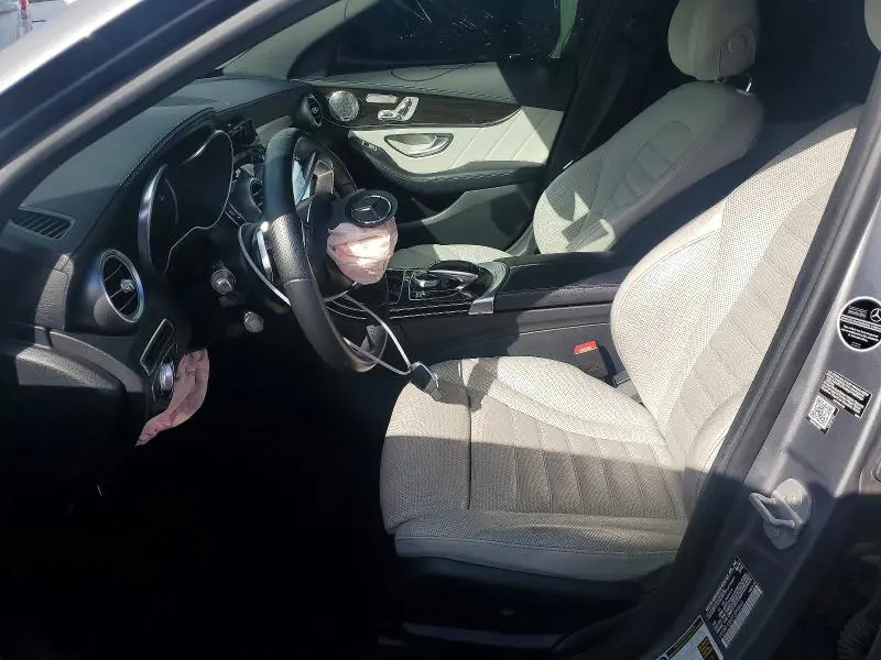 2015 MERCEDES-BENZ C 300  