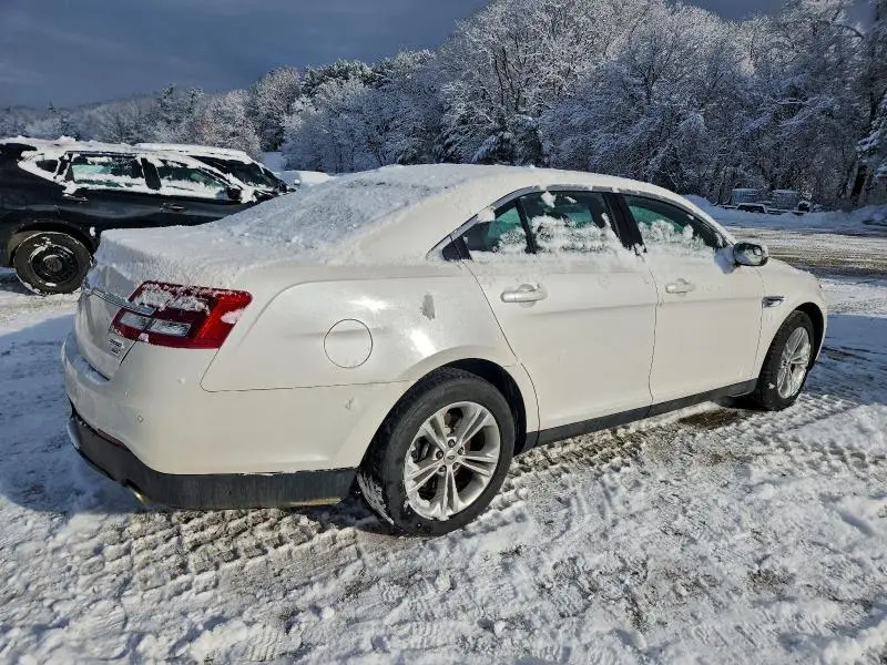 2019 FORD TAURUS SEL  