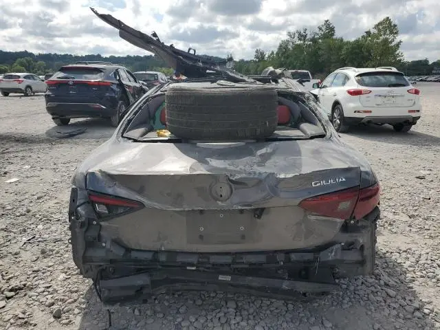 2018 ALFA ROMEO GIULIA TI Q4  