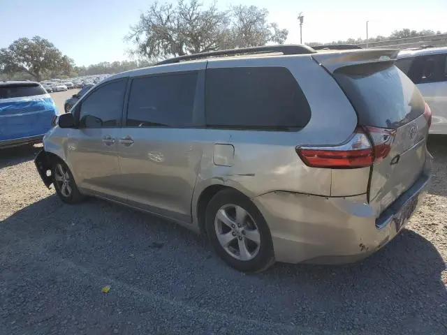 2015 TOYOTA SIENNA LE  