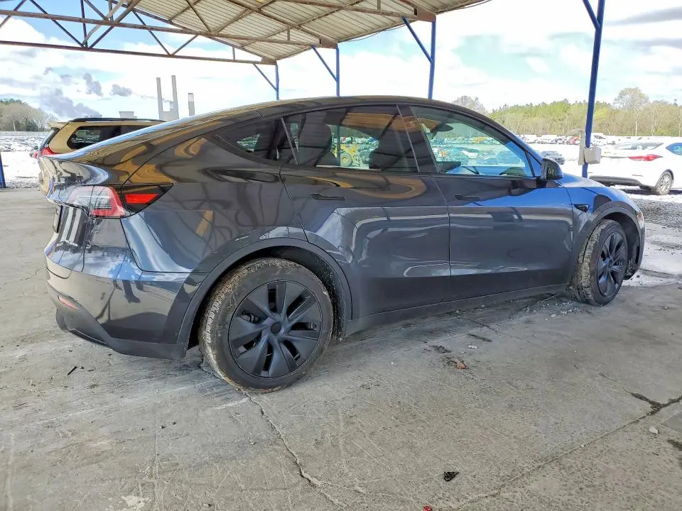 2024 TESLA MODEL Y   