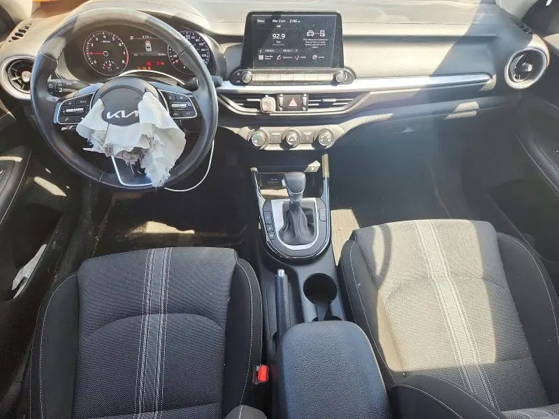 2023 KIA FORTE EX  