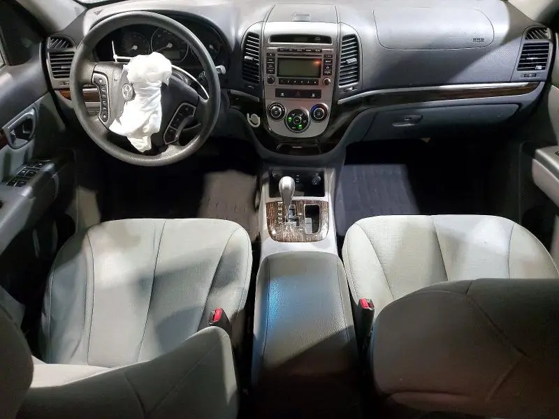 2010 HYUNDAI SANTA FE GLS  