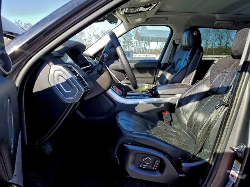 2017 LAND ROVER RANGE ROVER SPORT HSE  