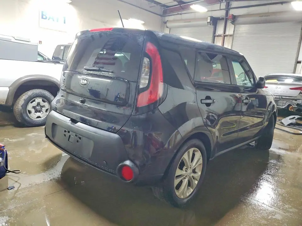 2015 KIA SOUL +  
