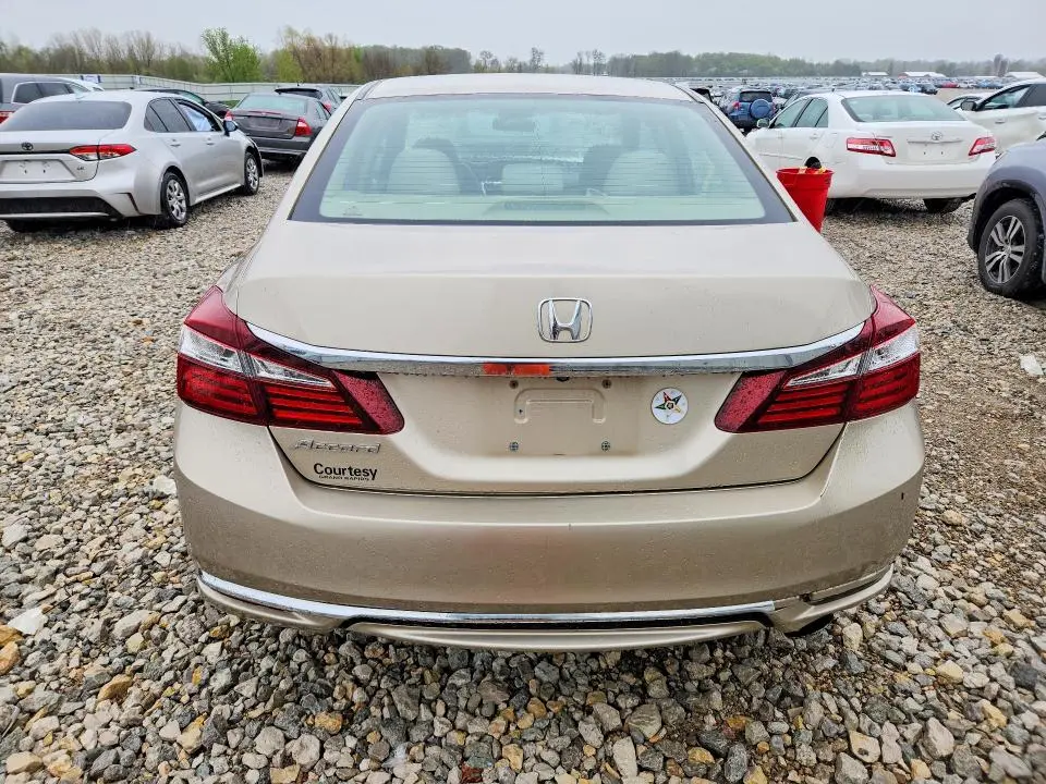 2017 HONDA ACCORD LX  