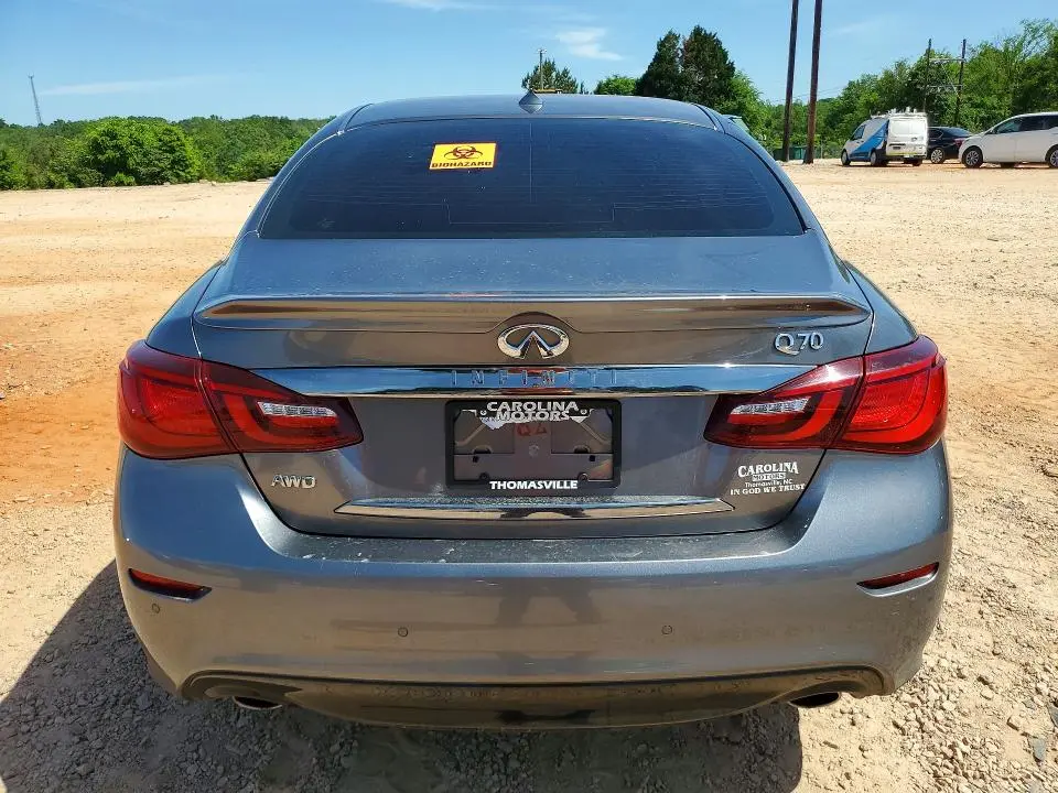 2018 INFINITI Q70 3.7 LUXE  