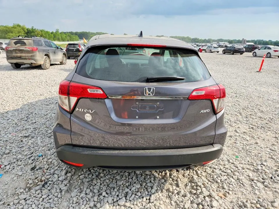 2022 HONDA HR-V LX  