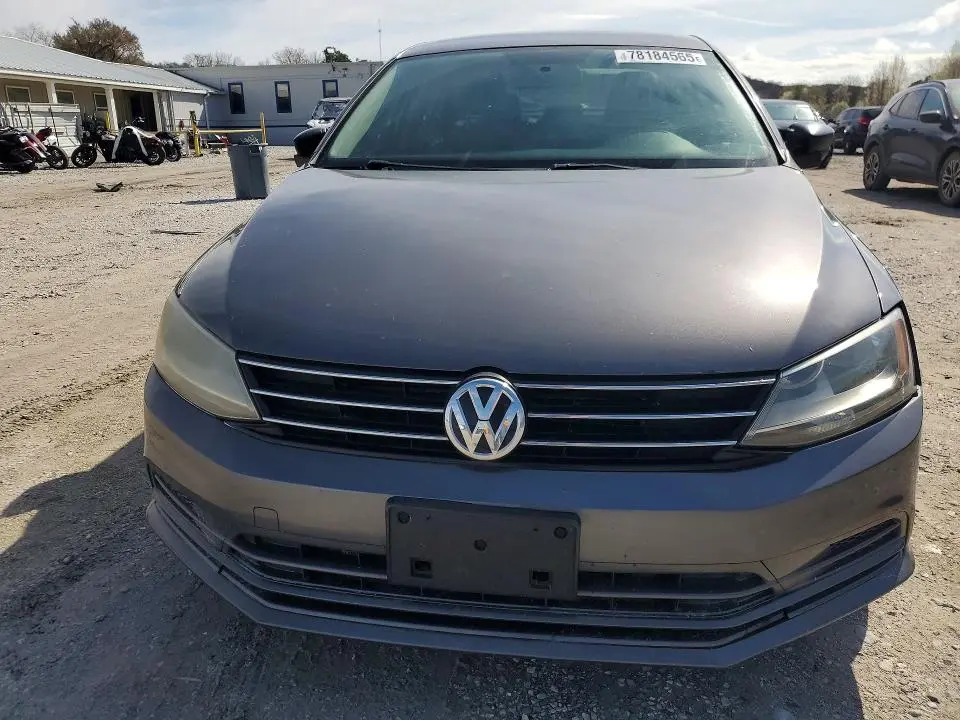 2015 VOLKSWAGEN JETTA SE  