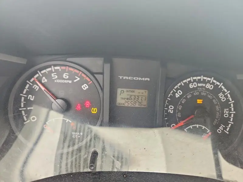 2017 TOYOTA TACOMA   