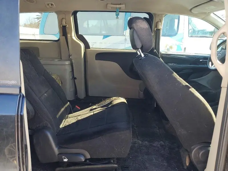 2013 DODGE GRAND CARAVAN SE  