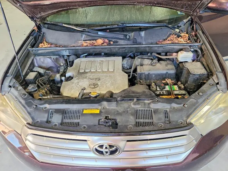 2012 TOYOTA HIGHLANDER BASE  