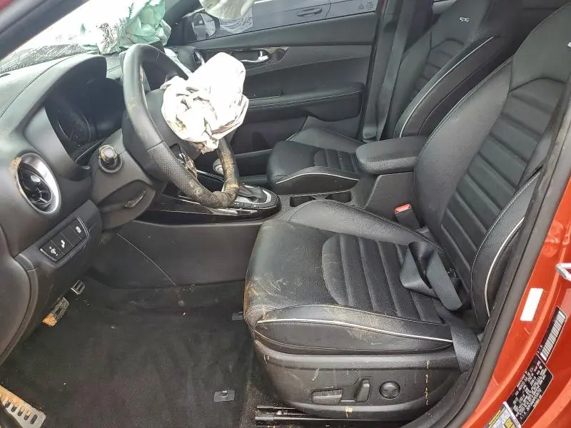 2023 KIA FORTE GT LINE  