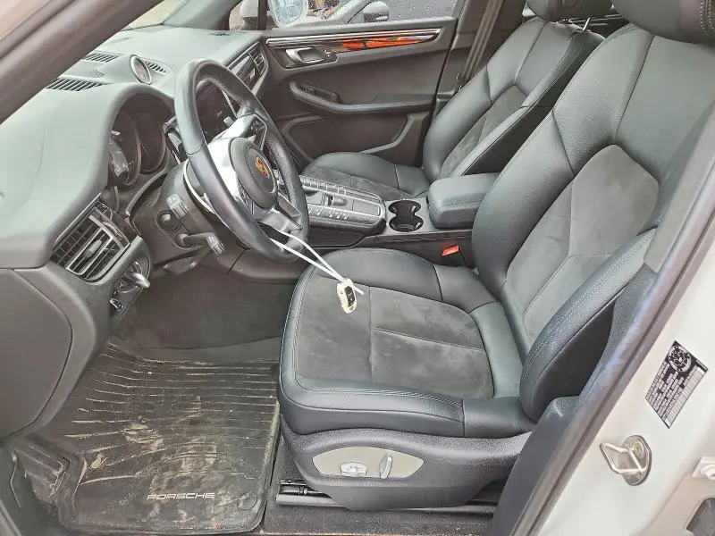 2021 PORSCHE MACAN S  