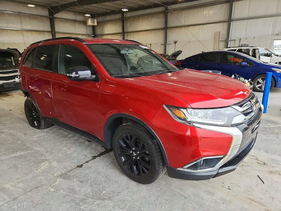 2018 MITSUBISHI OUTLANDER SE  