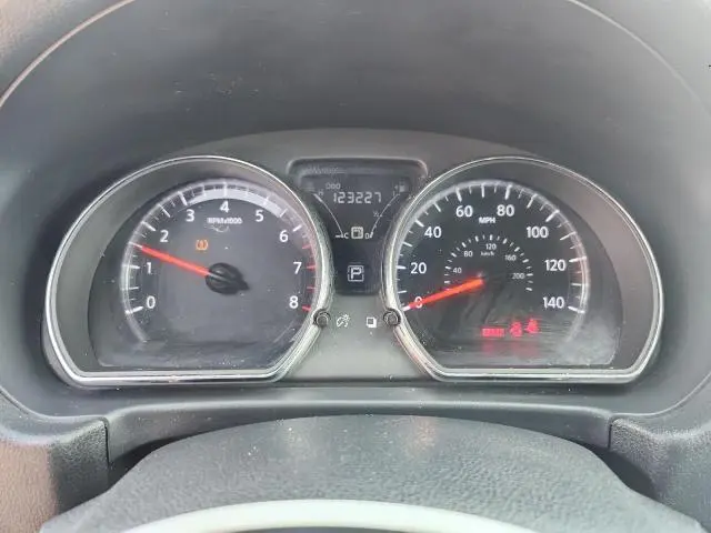 2017 NISSAN VERSA S