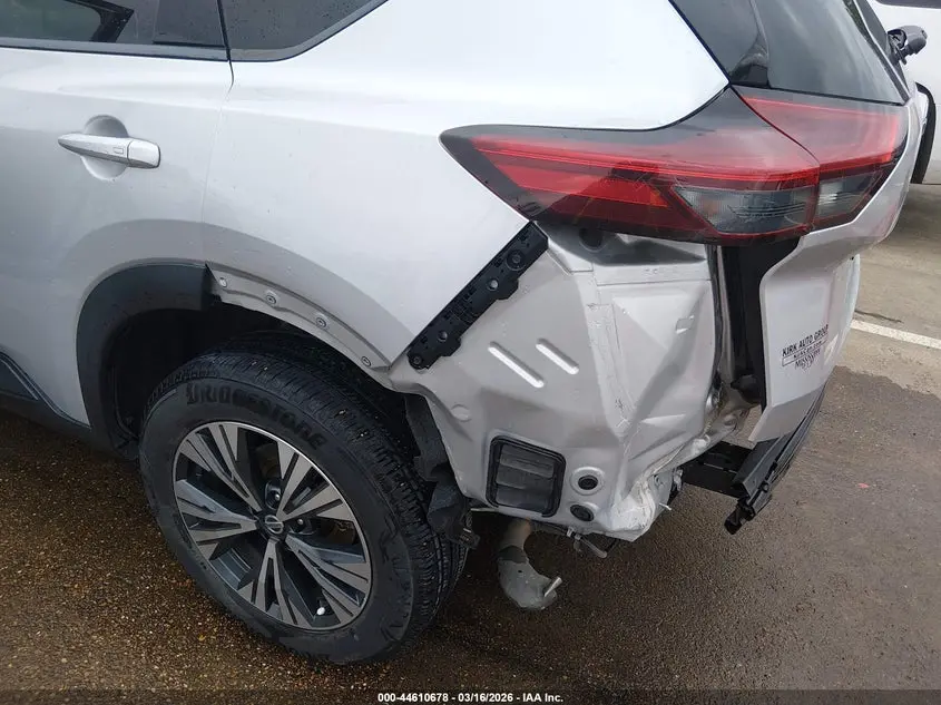 2021 NISSAN ROGUE  