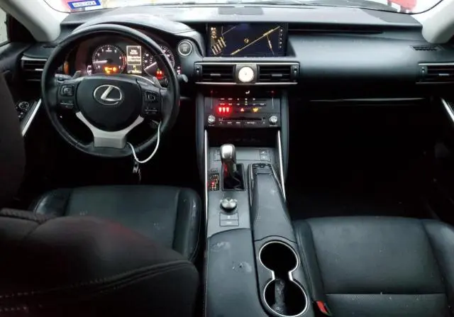 2017 LEXUS IS 200T