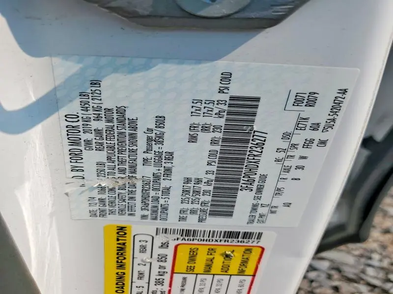 2015 FORD FUSION SE  